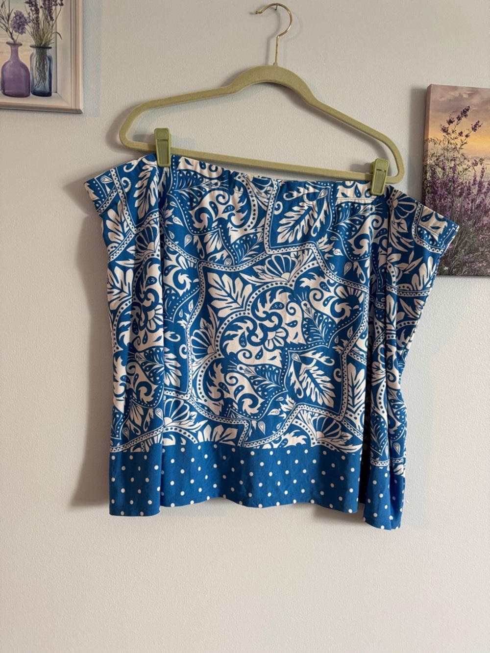 3X Susan Graver -Blue and White Printed Skort